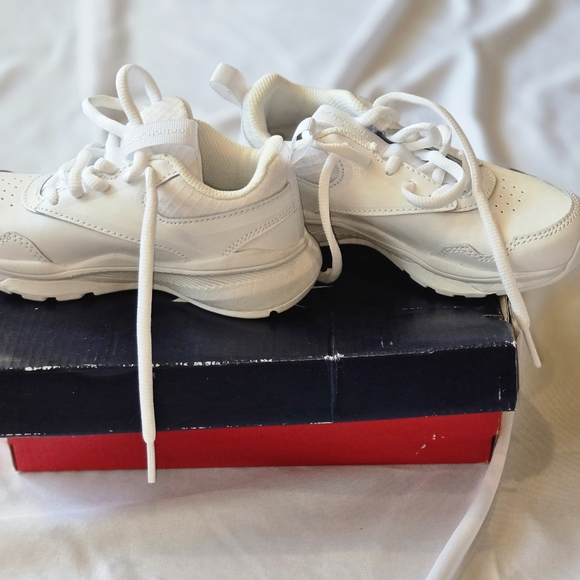 Reebok XT Sprinter 2.0 White Running Shoes For Kids Boys Size 11 - Picture 2 of 5